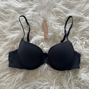 Skims Fits Everybody Push Up Demi Bra Onyx Size 32A